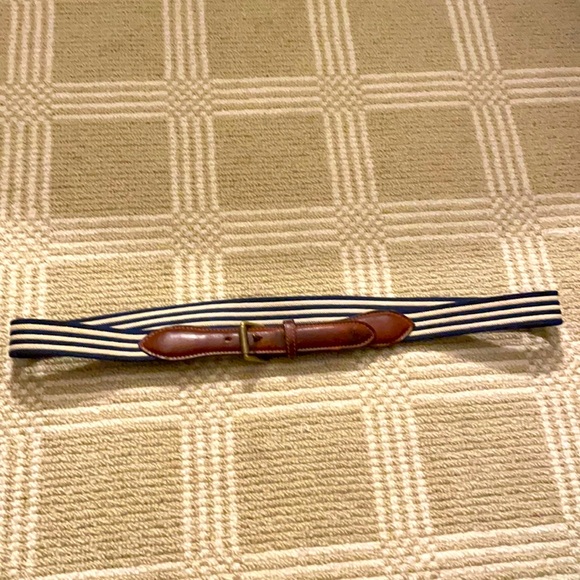 Men’s 36 Ralph Lauren stretch belt.